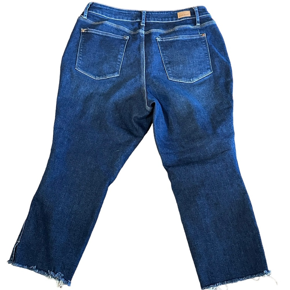 Judy Blue Ladies 16W Cropped Straight Raw edge Hems Jeans - Picture 2 of 8
